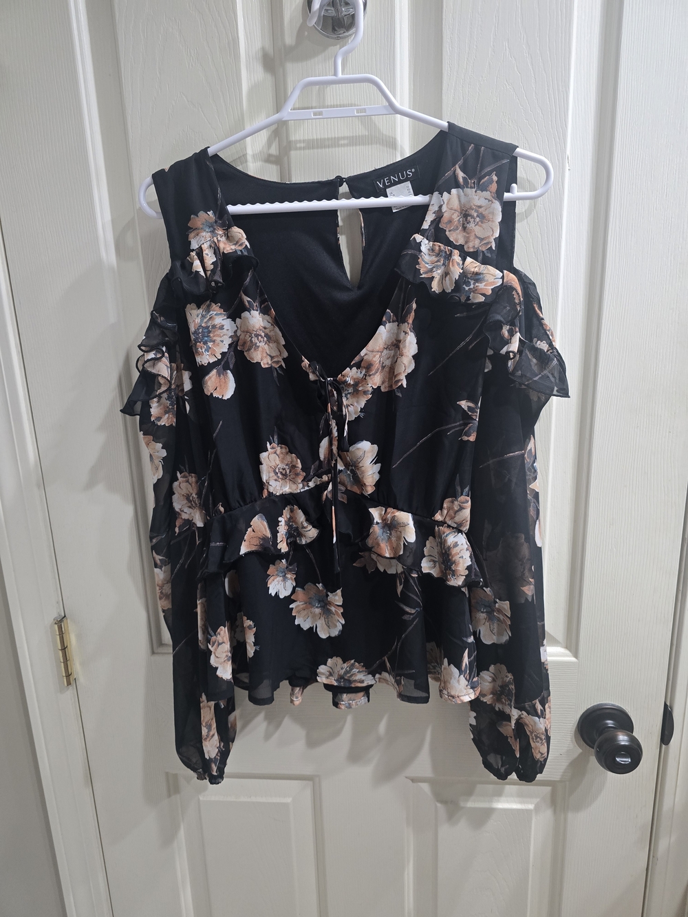 VENUS Black Floral Cold-Shoulder Peplum Top with Peach Blooms